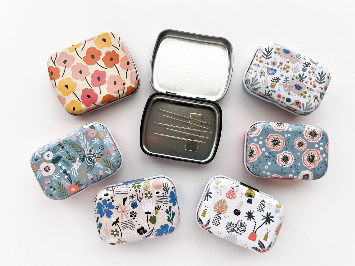 Magnetic needle tin, floral needle case, needle keeper