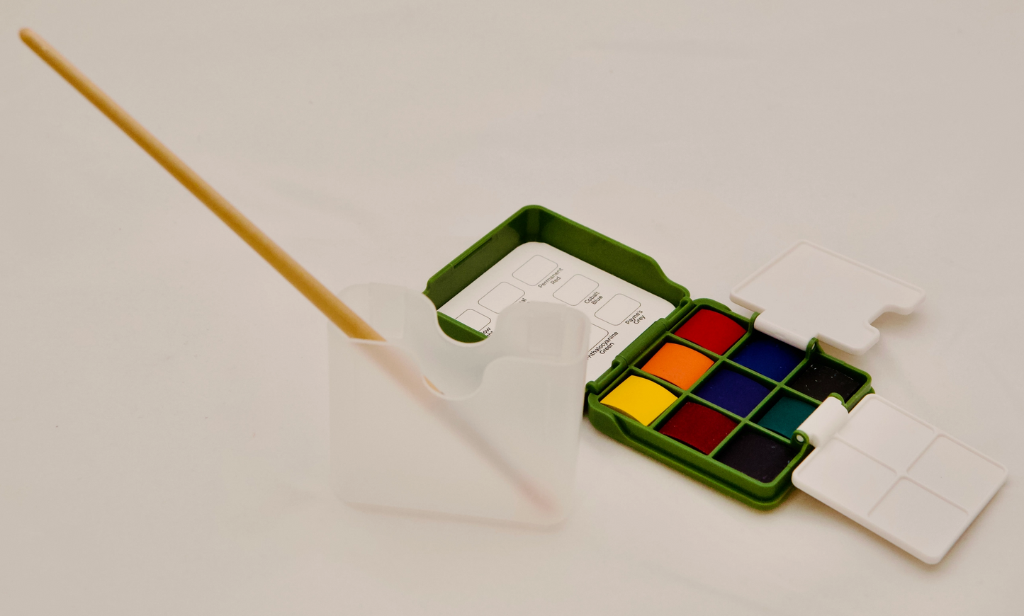 Kaden 9-Color Watercolor Palette with Water Container