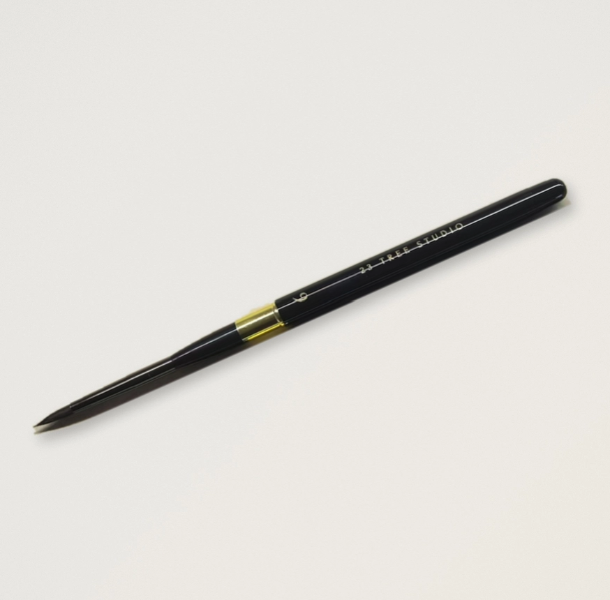 Size 6 travel brush- 23 Tree Studio